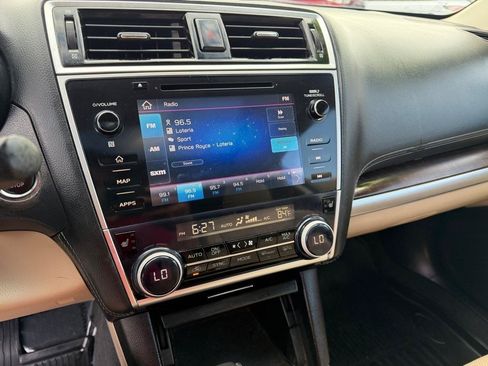 Used 2019 Subaru Outback 2.5i Limited AWD/4WD image 39