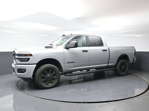 Used 2026 RAM 2500 Big Horn AWD/4WD image 10