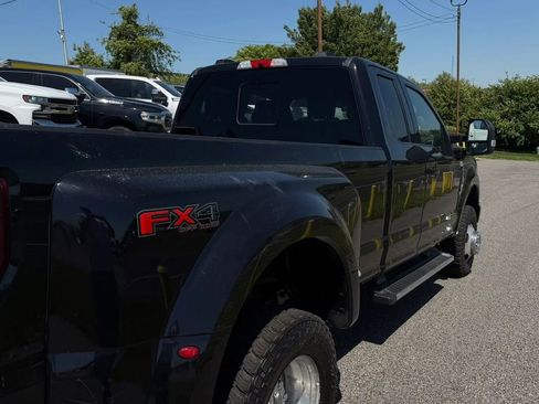 Used 2020 Ford F350 Lariat w/ Lariat Value Package AWD/4WD image 3