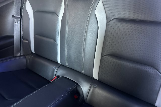 Used 2019 Chevrolet Camaro SS RWD image 13