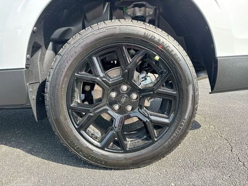 New 2026 Ford Maverick Lariat image 27