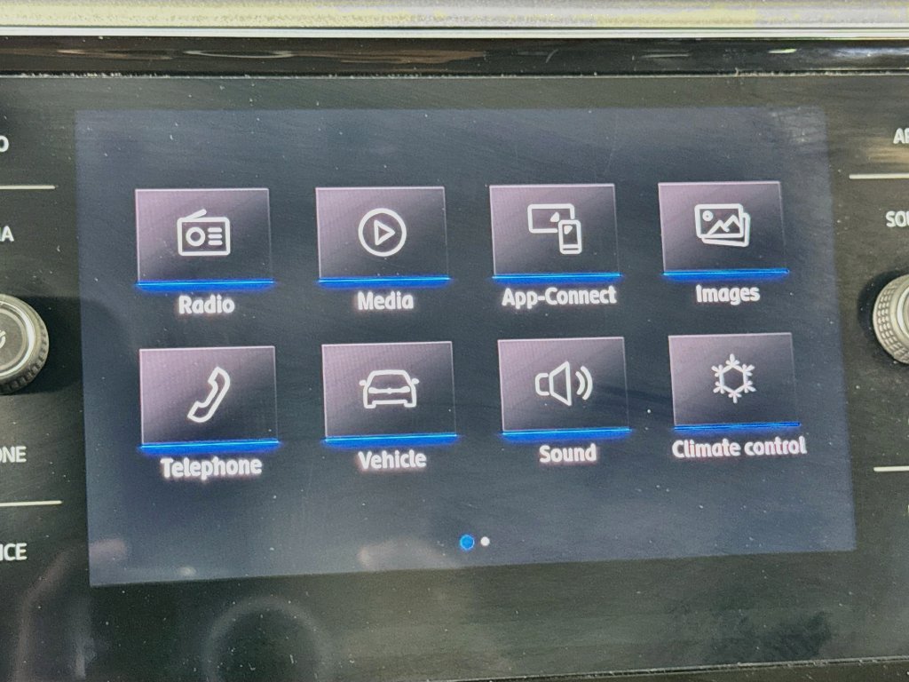 Used 2018 Volkswagen Atlas SEL AWD/4WD image 28