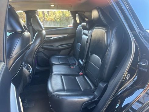 Used 2019 INFINITI QX50 Essential w/ Premium Heat Package image 8