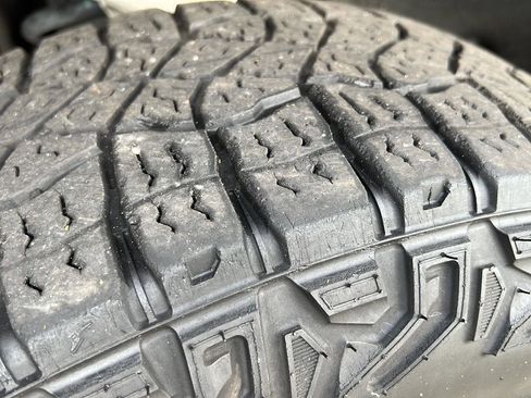 Used 2024 Chevrolet Silverado 1500 LT Trail Boss image 27