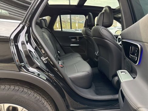 New 2026 Mercedes-Benz GLC 300 4MATIC image 22