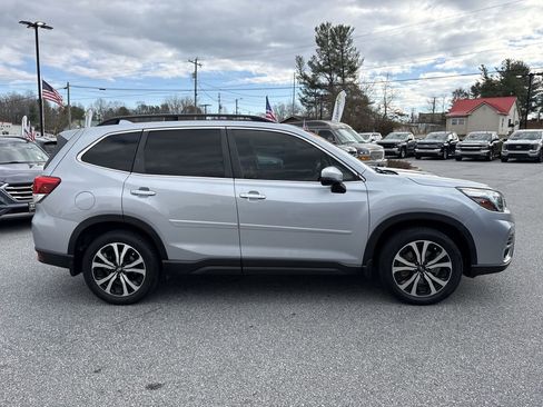 Used 2021 Subaru Forester Limited image 11