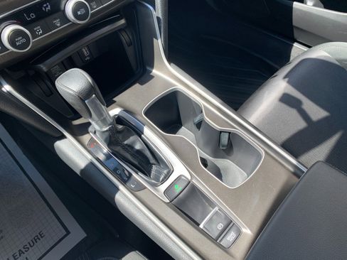 Used 2019 Honda Accord LX image 14