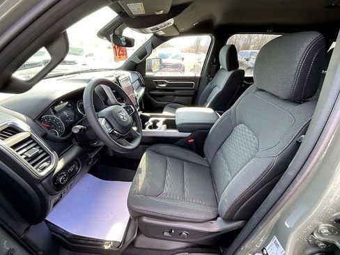 New 2026 RAM 1500 4x4 Crew Cab image 14