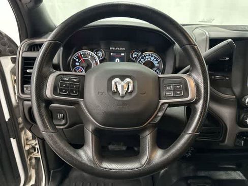 Used 2022 RAM 3500 Tradesman w/ Chrome Appearance Group AWD/4WD image 15