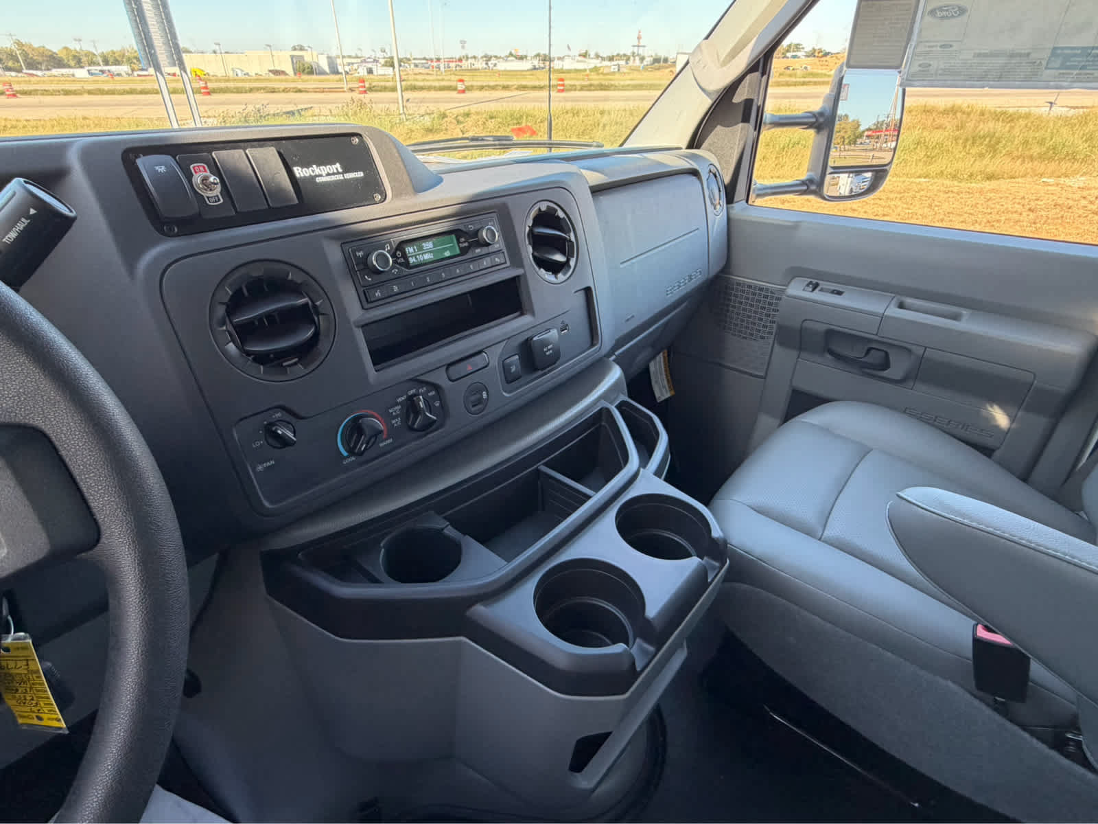 New 2027 Ford E-350 and Econoline 350 Super Duty w/ Power Equipment Group RWD image 17