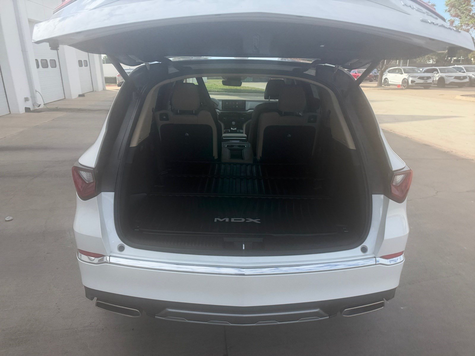 Used 2026 Acura MDX SH-AWD image 23