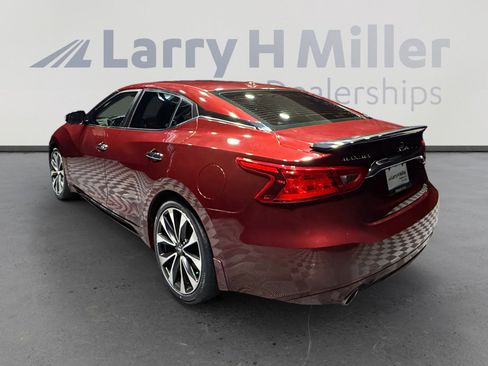 Used 2016 Nissan Maxima SR image 3