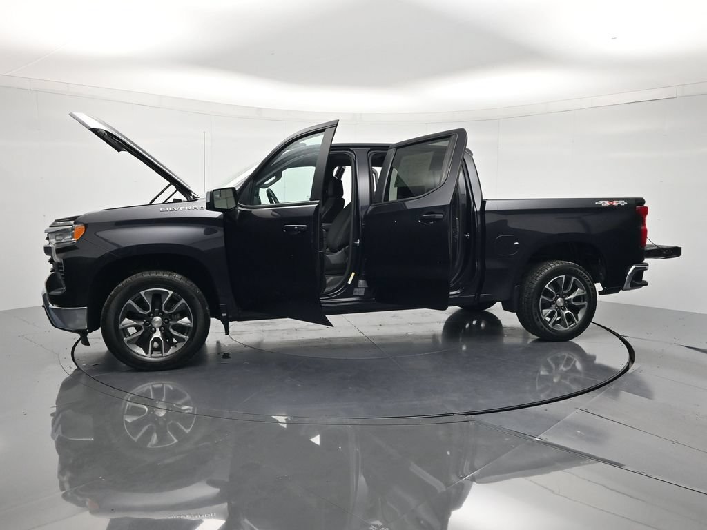 Used 2023 Chevrolet Silverado 1500 LT w/ Convenience Package II AWD/4WD image 46