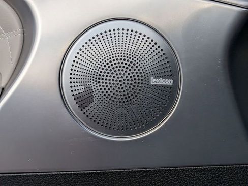 Used 2019 Genesis G70 3.3T Advanced w/ Prestige Package image 16