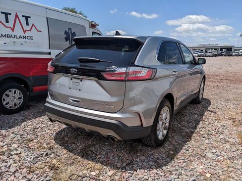Used 2020 Ford Edge Titanium w/ Equipment Group 301A FWD image 4