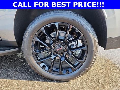 New 2026 GMC Yukon XL Elevation image 28