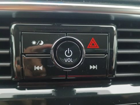 New 2026 Nissan Armada SV image 14