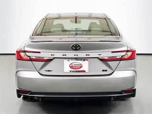 New 2026 Toyota Camry SE image 5