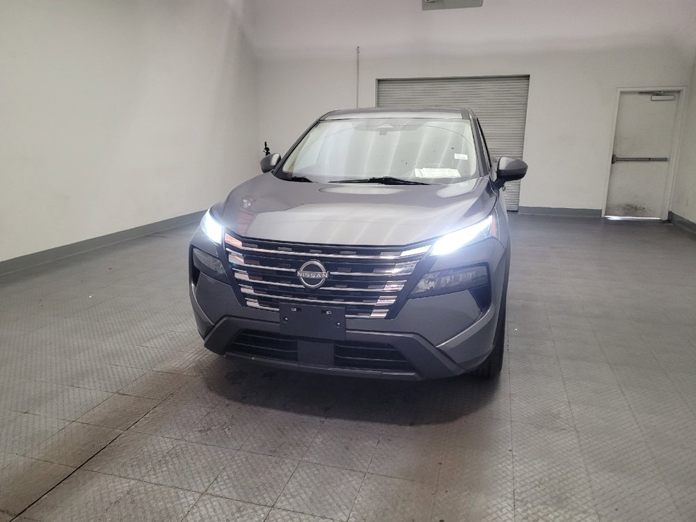 Used 2024 Nissan Rogue SV FWD image 15