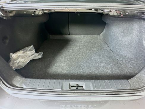 Used 2024 Nissan Sentra S image 26