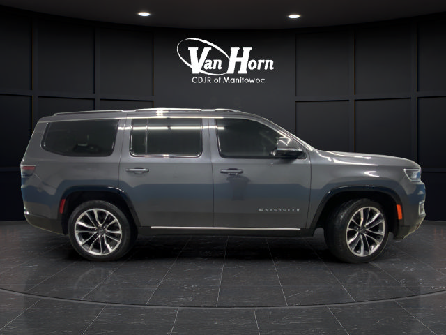 Used 2022 Jeep Wagoneer Series III w/ Premium Group I AWD/4WD image 8
