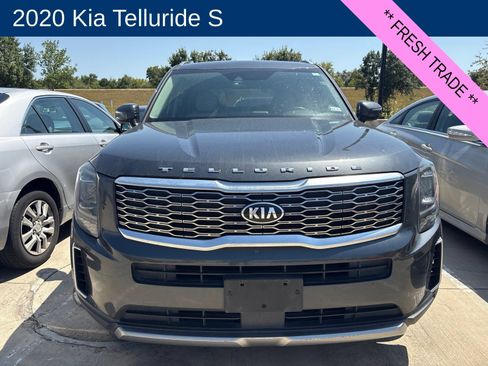 Used 2020 Kia Telluride S FWD image 2