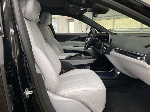 Certified 2025 Cadillac Lyriq Sport image 19