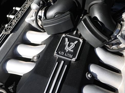 Used 2005 Rolls-Royce Phantom Sedan image 20