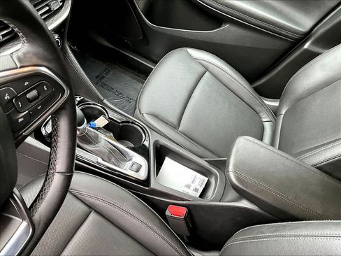 Used 2024 Buick Encore GX Sport Touring image 20