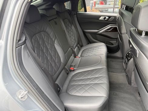 Used 2025 BMW X6 xDrive40i image 39