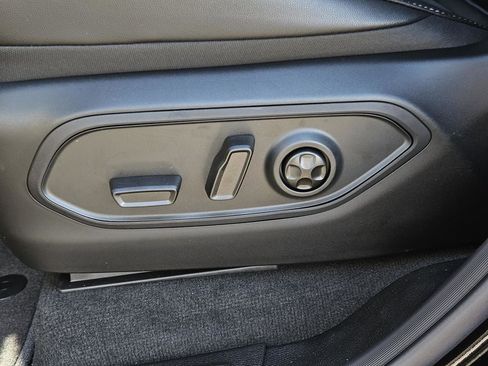 New 2025 Jeep Grand Cherokee Laredo image 28