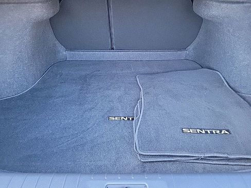 Used 2025 Nissan Sentra SV image 17