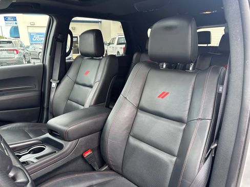Used 2023 Dodge Durango R/T RWD image 12