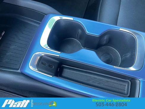 Used 2025 Chevrolet Equinox EV LT FWD image 26