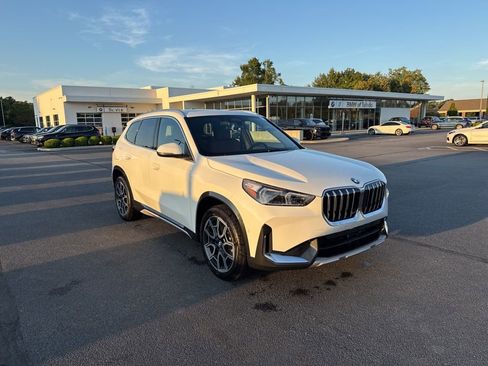 Used 2026 BMW X1 xDrive28i w/ Convenience Package image 1