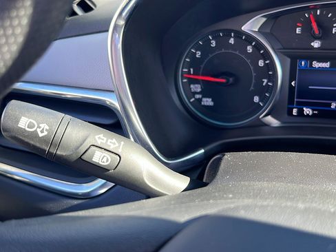 Used 2022 Chevrolet Equinox LT image 15