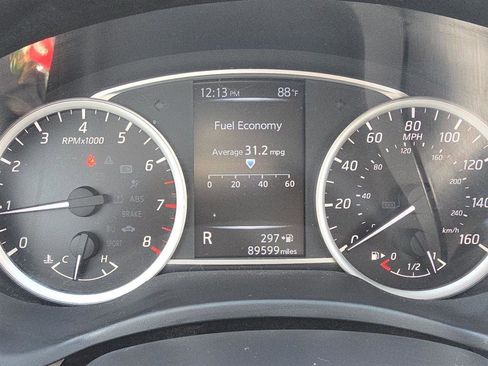 Used 2016 Nissan Sentra SV FWD image 12
