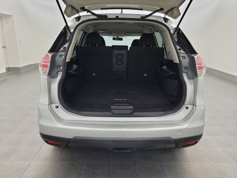 Used 2015 Nissan Rogue SV FWD image 29
