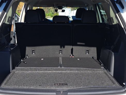 New 2026 Volkswagen Atlas SE image 13