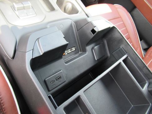 Used 2024 GMC Sierra 1500 Denali Ultimate image 28