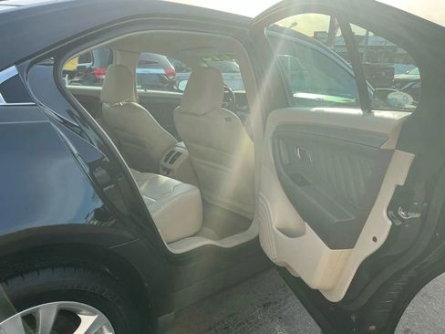 Used 2010 Ford Taurus SEL image 12