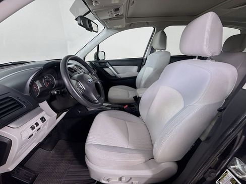 Used 2015 Subaru Forester 2.5i Premium w/ All-Weather Package image 19