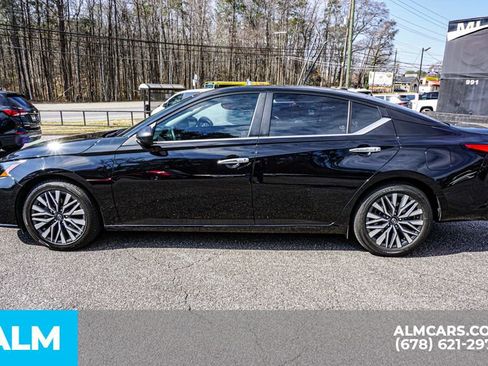 Used 2024 Nissan Altima 2.5 SV image 7
