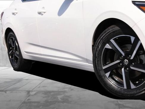 Certified 2024 Nissan Sentra SV FWD image 3