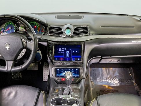 Used 2014 Maserati GranTurismo Sport image 23