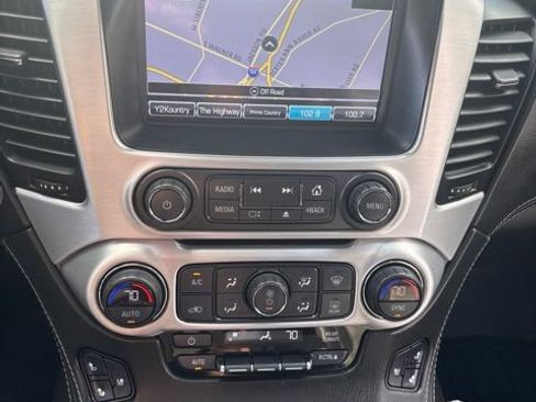 Used 2018 GMC Yukon SLT w/ Open Road Package AWD/4WD image 10