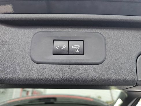 Used 2024 Toyota Grand Highlander FWD image 11