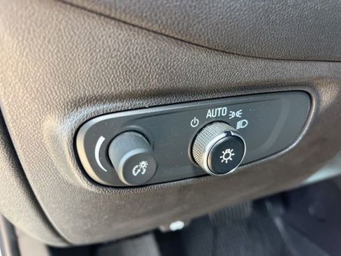Used 2024 Chevrolet Equinox LS w/ LS Convenience Package FWD image 14