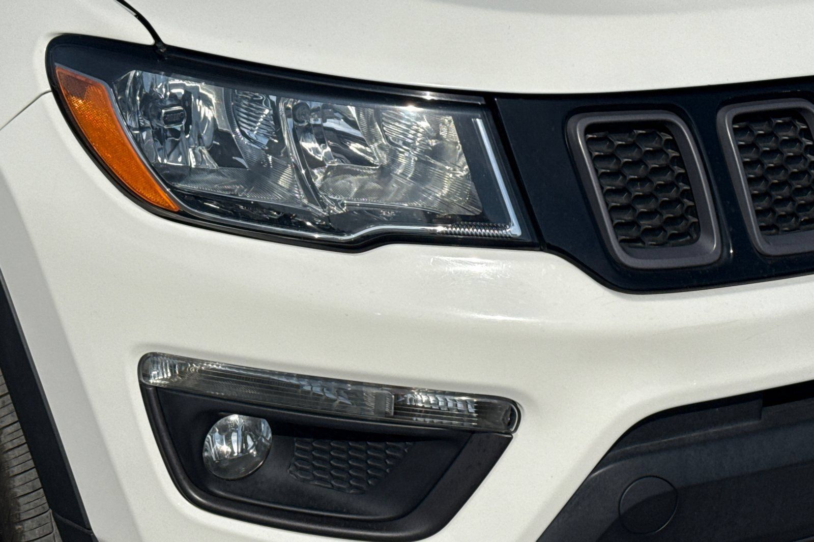 Used 2019 Jeep Compass Trailhawk AWD/4WD image 46