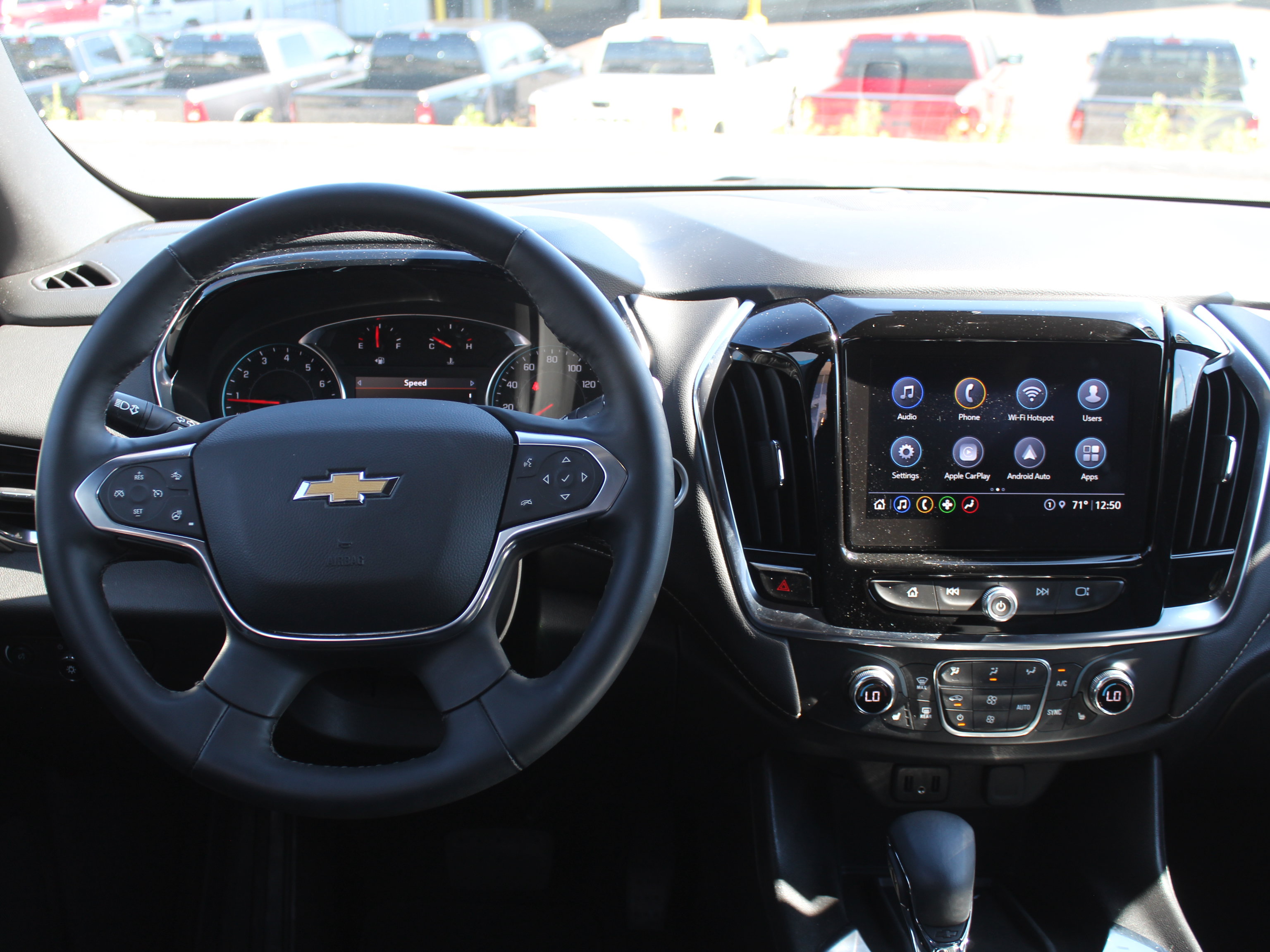 Used 2023 Chevrolet Traverse LT AWD/4WD image 15
